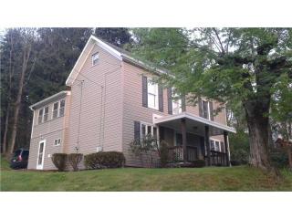 1260 Iris Dr, North Huntingdon PA  15642-4368 exterior