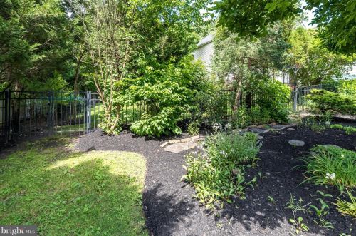 1599 Dreshertown Rd, Dresher PA  19025-1421 exterior