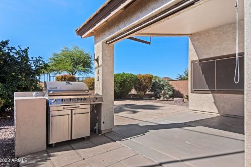 30556 Sun Ray Dr, San Tan Valley AZ  85143 exterior