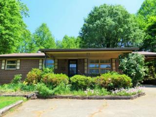5175 Cherry St, Winston Salem, NC 27105-2117