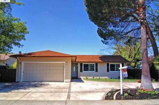 3832 Bayview Cir, Concord, CA 94520-1305