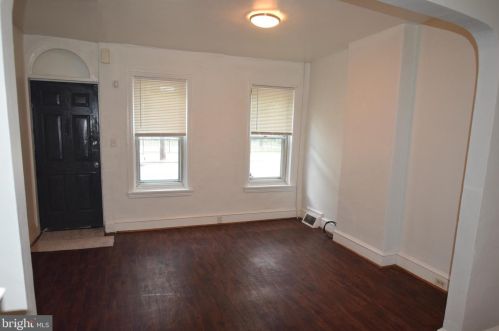 232 Stroud St, Wilmington, DE 19805-4855