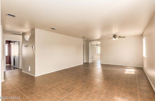 3806 Kinishba Dr, Tucson, AZ 85706-4771