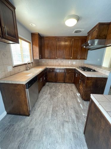 619 Massachusetts Ave, Riverside, CA 92507-3037