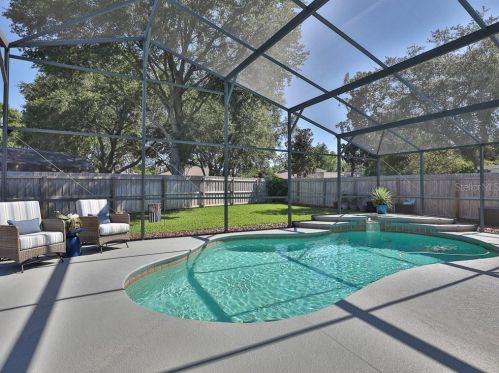 48 Valleywood Dr, De Bary FL  32713-3280 exterior