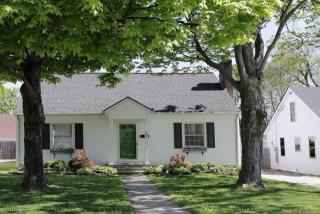 661 Longview Dr, Lexington, KY 40503-1709