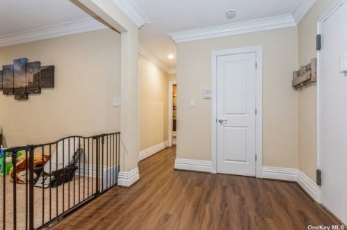 275 Cedarhurst Ave, Cedarhurst, NY 11516-1670