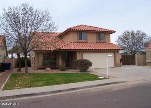 658 Sandstone St, Gilbert, AZ 85234-4878