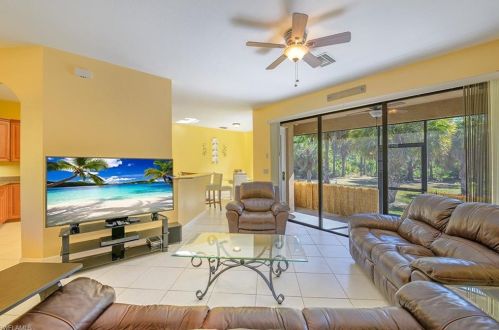 670 Everglades Blvd, Naples, FL 34117-4531