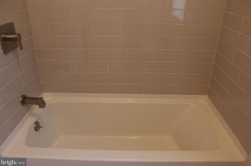 343 Christian St, Philadelphia PA 19147-4004 exterior