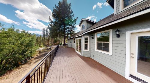 1009 View Cir, South Lake Tahoe CA  96150-5537 exterior
