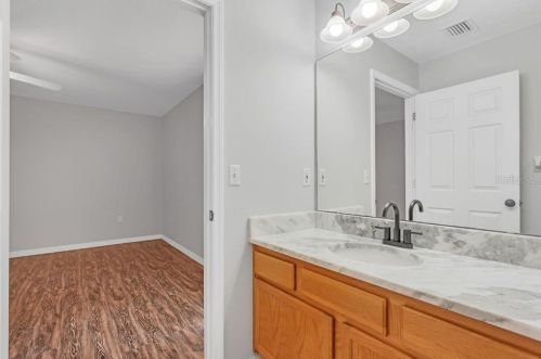 18200 Lake Gibson Ln, Umatilla FL  32784-7120 exterior
