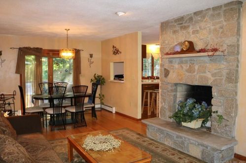 23 Old Tavern Rd, Norwich, CT 06360-2216