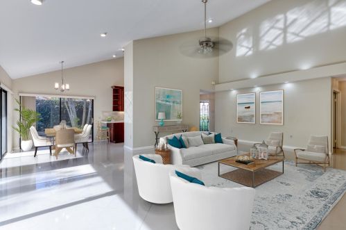 2607 Mohawk Cir, West Palm Beach, FL 33409-7138