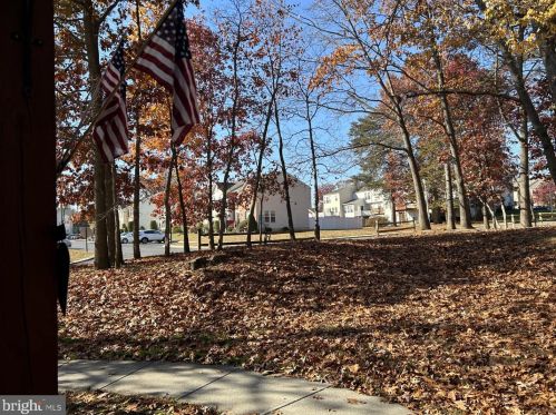 1422 Tristram Cir, West Deptford NJ  08051-2265 exterior