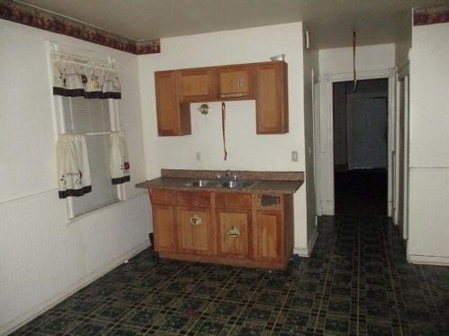 2463 35, Milwaukee WI 53210-3037 exterior