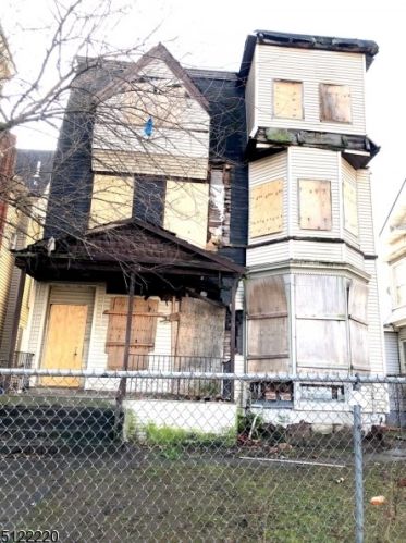 314 Broadway, Paterson, NJ 07501-2103