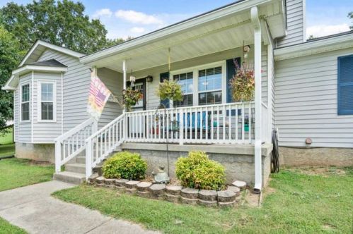 1908 Old Clarksville Pike, Chapmansboro TN  37035-5002 exterior