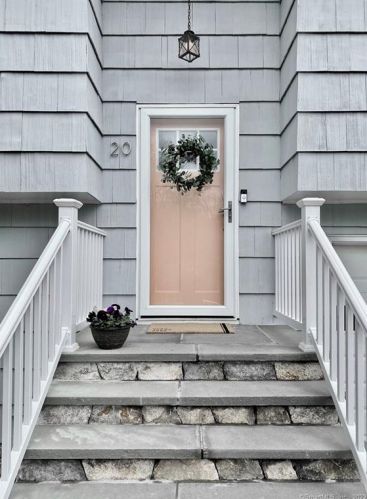 20 Rustic Rd, Ridgefield, CT 06877-2233