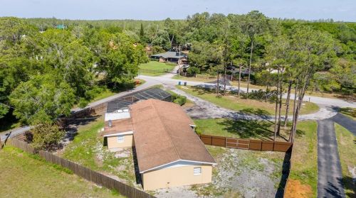 5476 Lk Le Clare Rd, Lutz FL  33558-8013 exterior