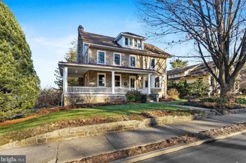 251 Union St, Kennett Sq, PA 19348-3330