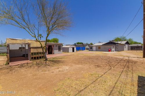 2932 47th Ave, Phoenix AZ  85031-3640 exterior