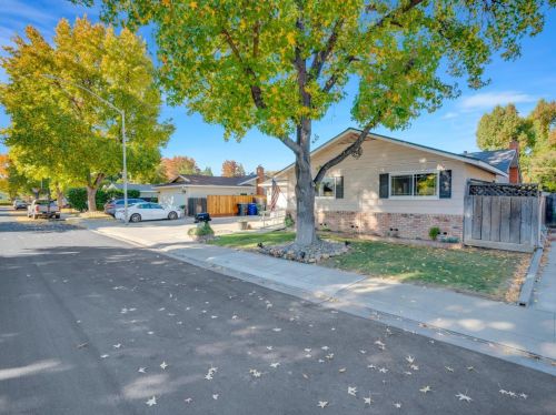 2417 Tallent Dr, Modesto CA  95355-4041 exterior