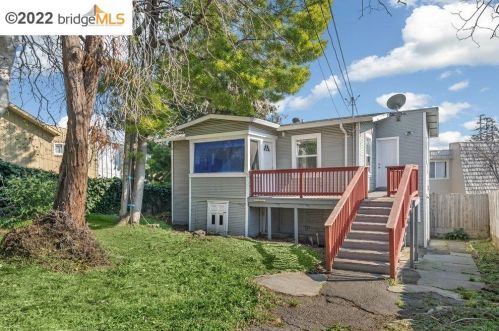 3650 Green Acre Rd, Oakland, CA 94619-2725