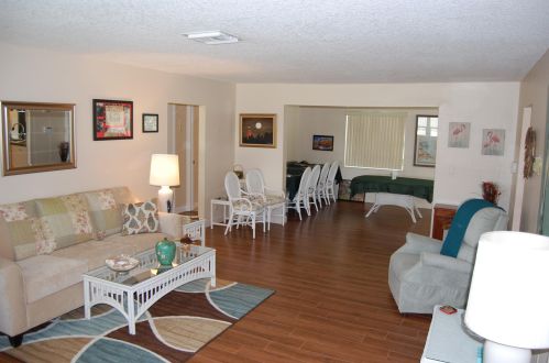 1311 22nd St, Boynton Beach, FL 33426-5858