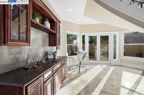 7175 Glenview Dr, San Jose, CA 95120-5807