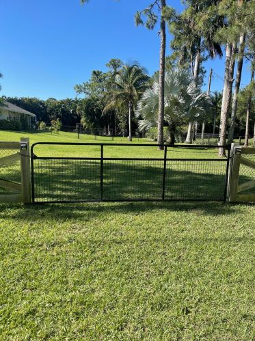 17148 78th Rd, Town Of Loxahatchee Groves FL  33470-5808 exterior