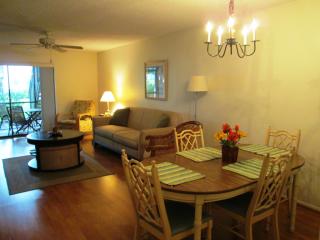 1656 Stickney Point Rd, Sarasota FL  34231-3760 exterior