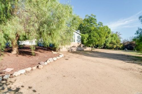 20935 Mariposa Rd, Lake Elsinore CA  92530-0522 exterior