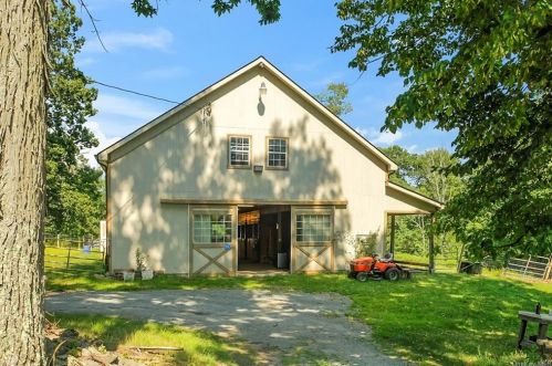 201 Church Rd, Mountaindale NY  12763-5131 exterior