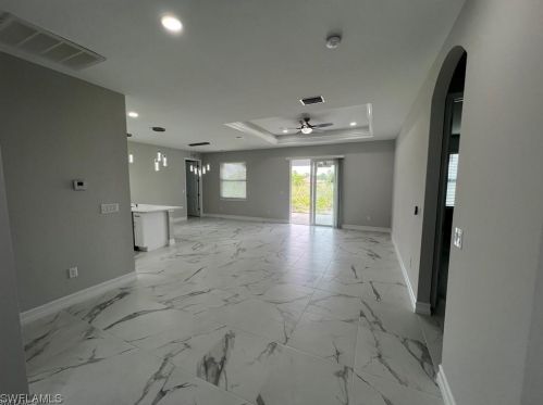 737 Newhall St, Lehigh Acres, FL 33974-9411