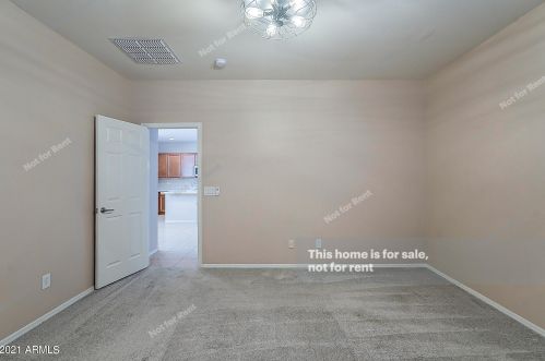 1377 Chestnut Ln, Gilbert AZ  85298-6844 exterior