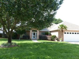 668 Ashford Rd, Cantonment, FL 32533-4851