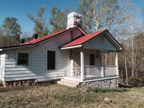 998 Andrew Hunter Rd, Franklinville, NC 27248-8530