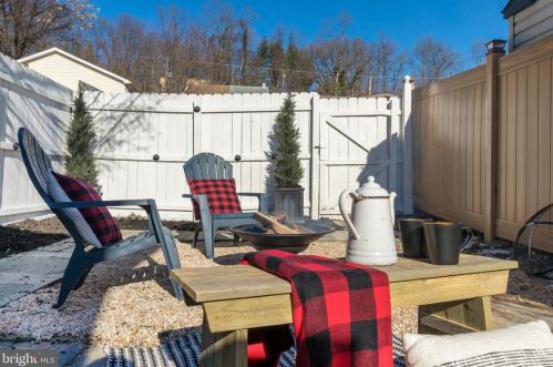 1513 3rd St, West Enola PA  17025-2395 exterior