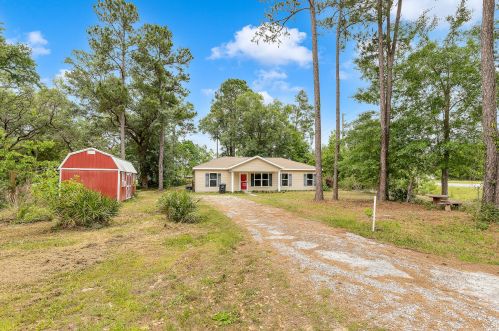 30 Lowery Rd, Freeport FL  32439-4220 exterior
