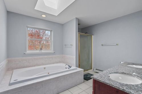 104 Dejong Ct, Montgomery NY  12549-1874 exterior