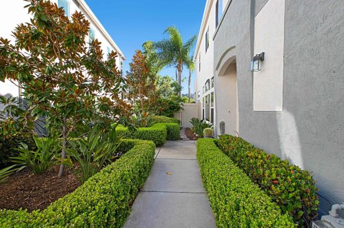 7713 Hazard Center Dr, San Diego CA  92108-4541 exterior