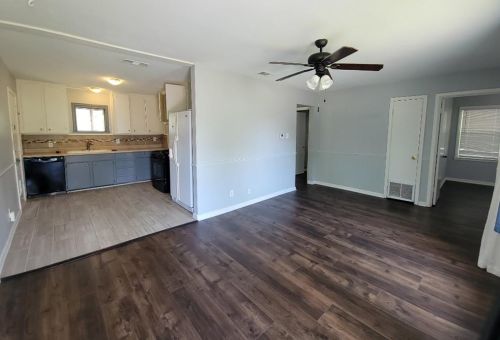 316 Elm St, Hurst TX  76053-5604 exterior
