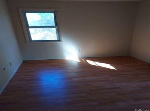 55 Columbus Ave, Tompkins Corners NY  10579-2137 exterior