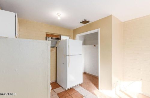 320 20 Ave, Phoenix AZ 85021-6963 exterior