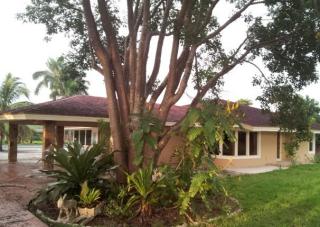 19005 190th St, Miami, FL 33187-1906