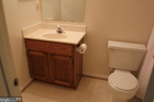 15168 Wentwood Ln, Woodbridge, VA 22191-4922