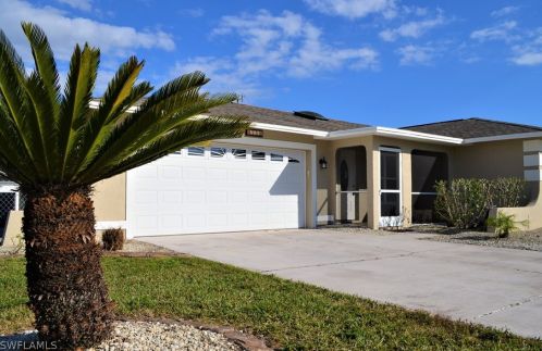 3753 3rd Ave, Cape Coral, FL 33904-4820
