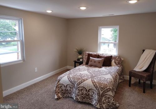 527 Ridge Rd, Southampton NJ  08088-9651 exterior