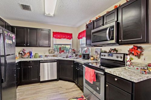795 Squirrel Ct, Kissimmee, FL 34759-4312